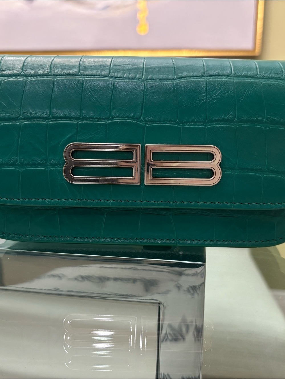 Authentic Balenciaga Gossip Wallet on Chain (WOC) in Jade green - Picture 13 of 15